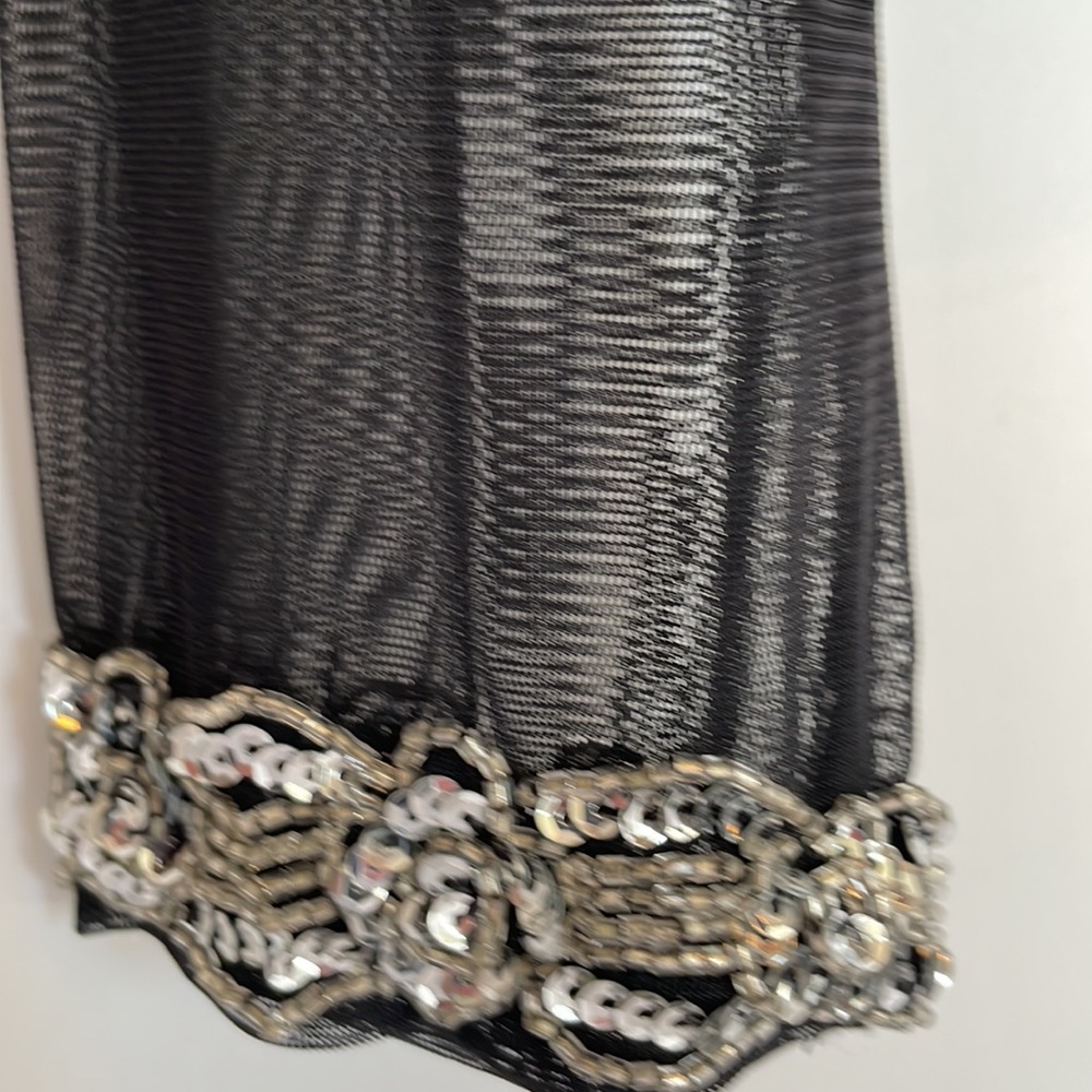 I.N.C. Women's Blouse Sequines Black NWT Size Medium ( would fit a small). - Picture 6 of 8